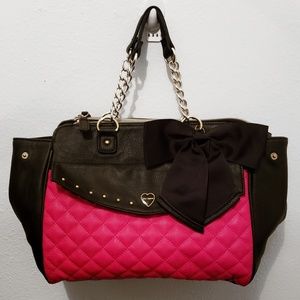 👑 Betsey Johnson bag